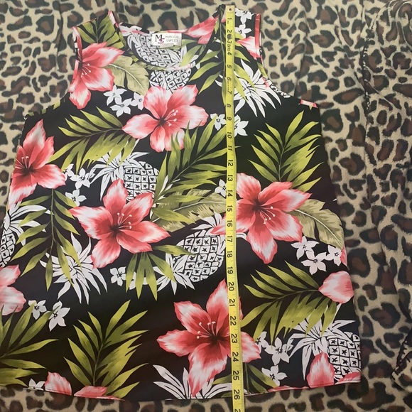 Maggie Sweet bright tropical print sleeveless top - Picture 5 of 6